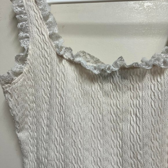 Cider Ivory Solid Lace Trim Cami Tank Top - Picture 4 of 4